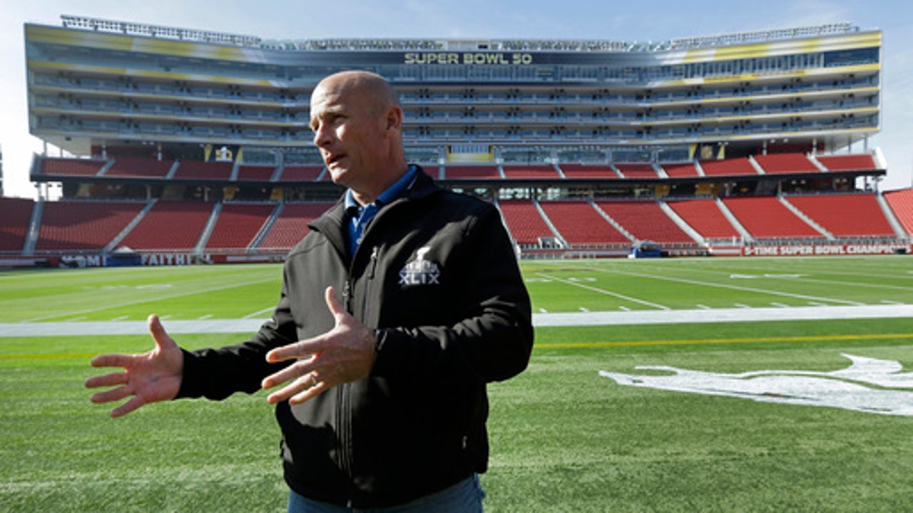 No language barrier for Cam on Panthers' Spanish broadcast